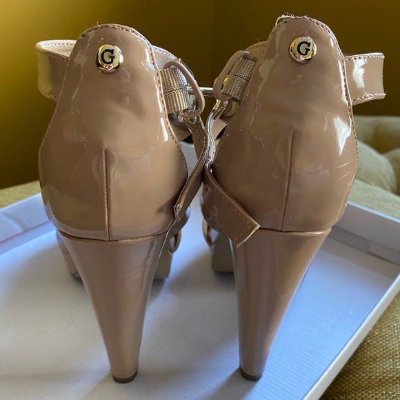 Clearance ❄️ Nude Guess Heels - Picture 15 of 16